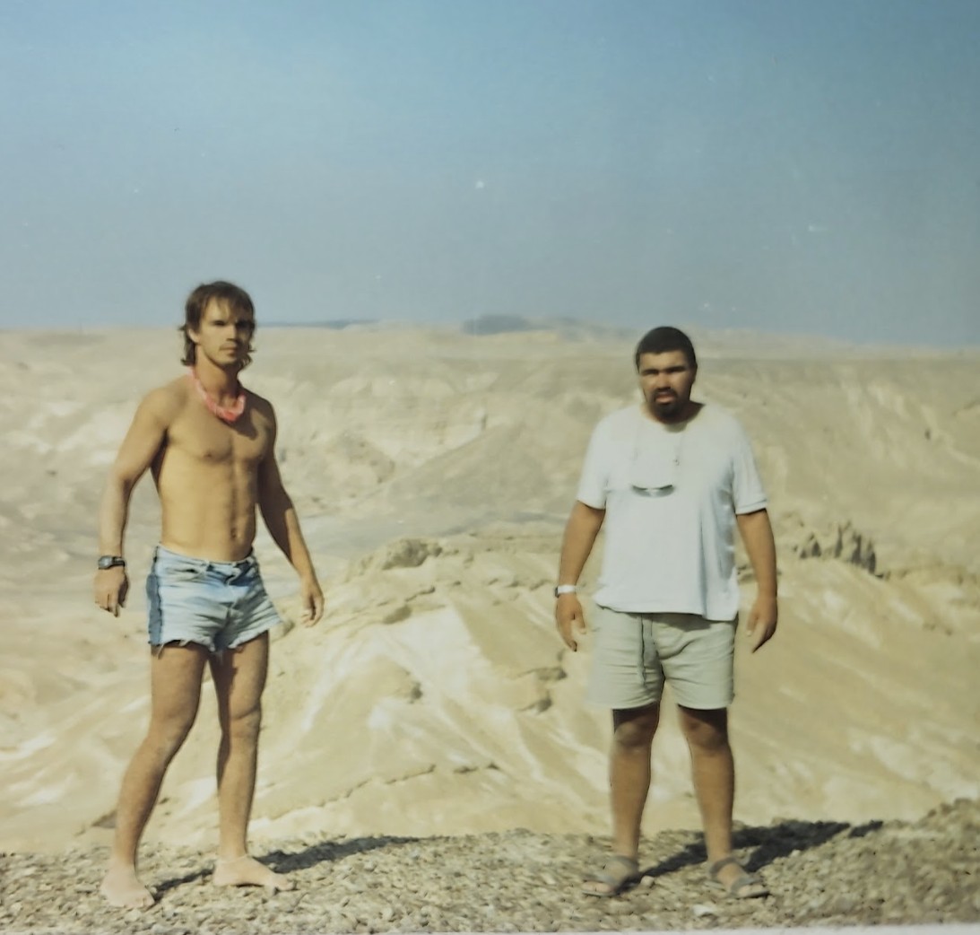 Avi Bandana with his best friend in the desert